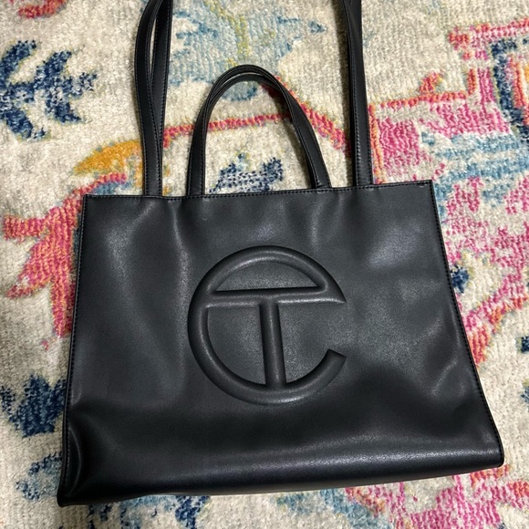 BLACK MEDIUM TELFAR - Picture 1 of 5